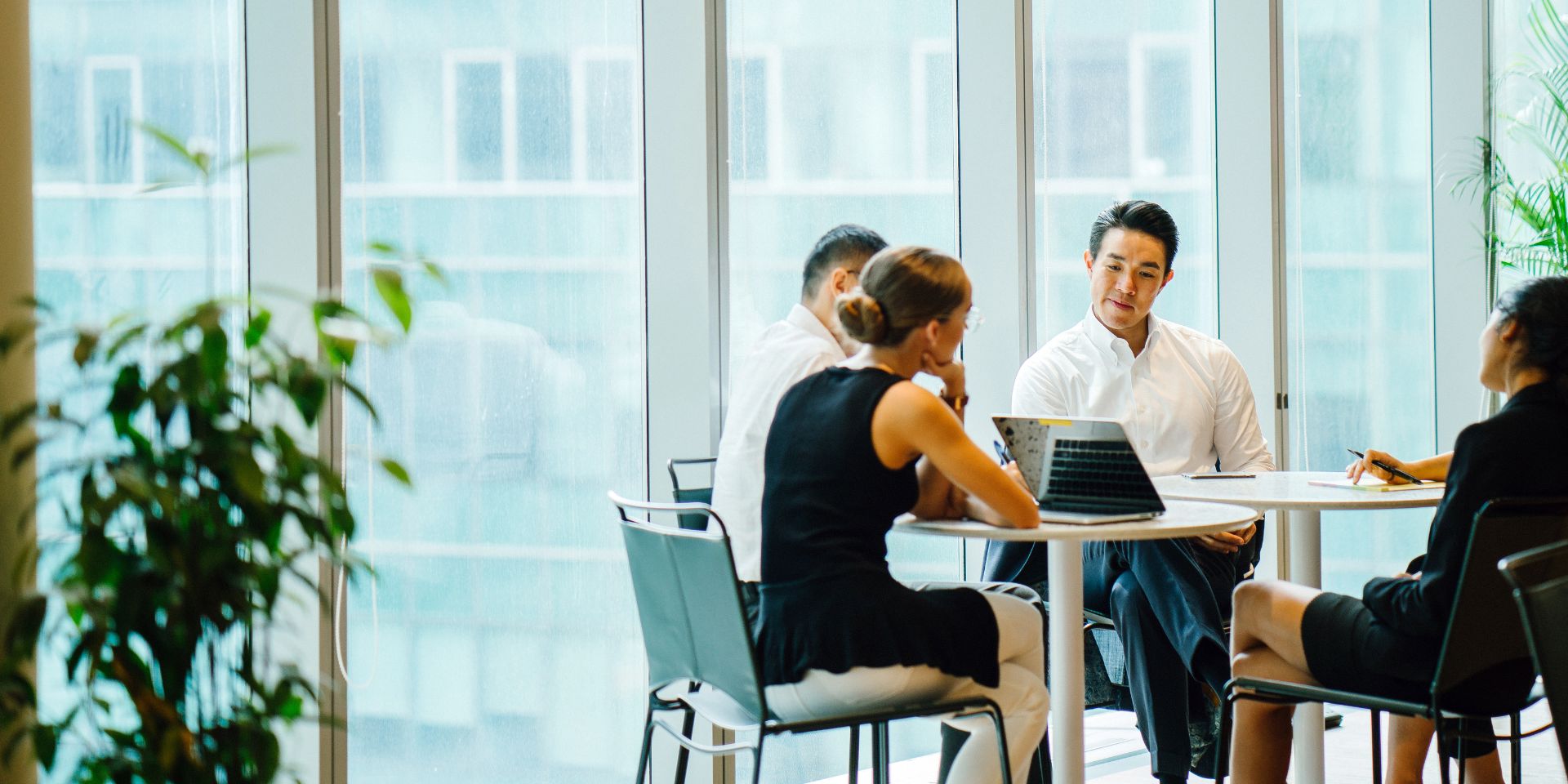 Human Skills: Ihre 10 Schlüsselkompetenzen für mehr Erfolg in der KI-Arbeitswelt